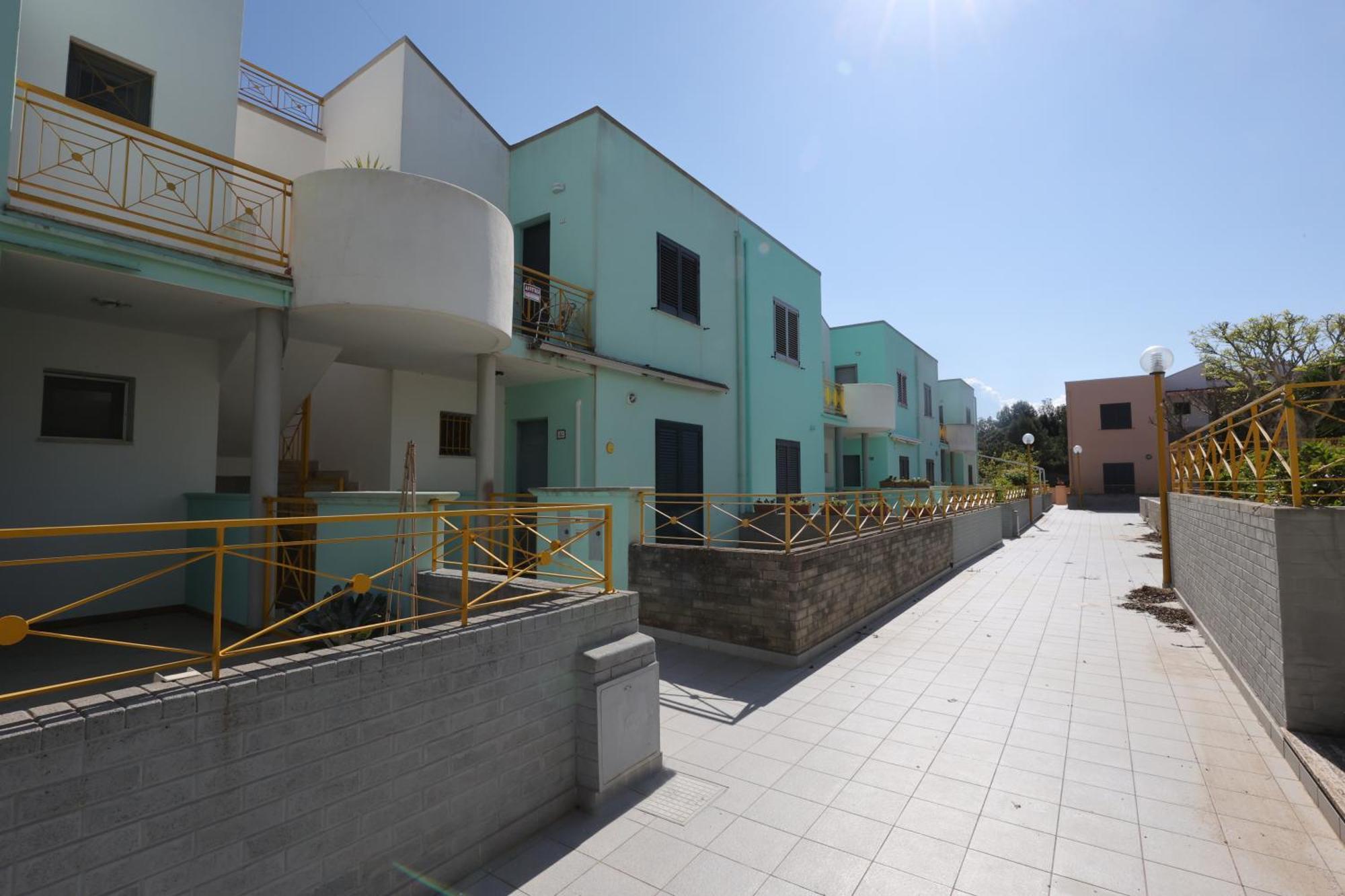 Casa Vacanze Lucia Torre dell'Orso Eksteriør billede